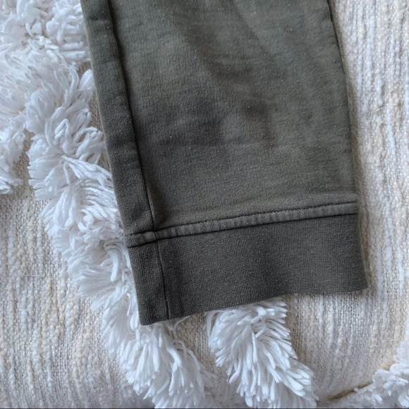 A.P.C. Olive Sweatpants - Picture 2 of 9